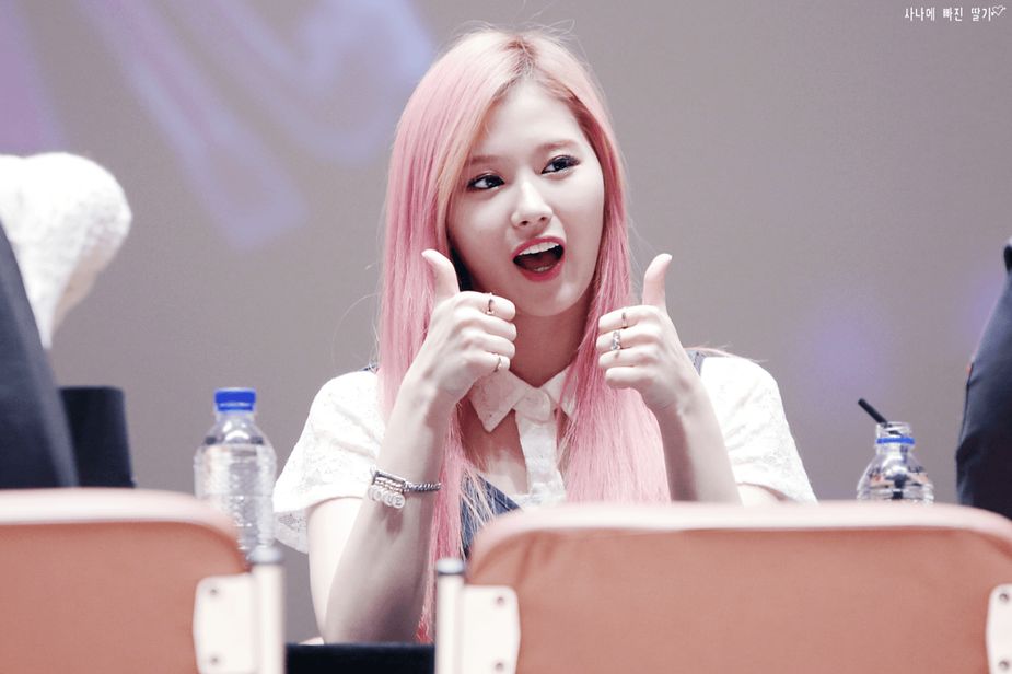 Sana-Twice-Hairstyle