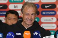 [NATIONAL] Politicians join calls to sack national football head coach Klinsmann 