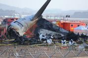 US investigators, Boeing officials join on-site probe of Jeju Air crash in Muan 