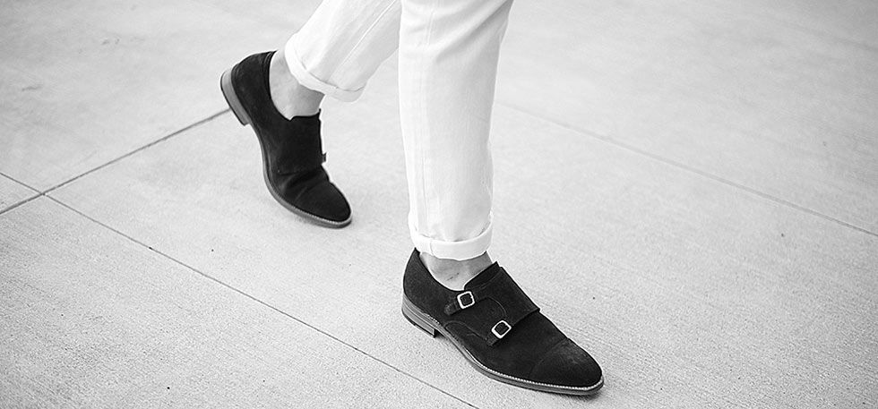 7 Stylish Ways To Wear Black Formal Shoes With Your Outfits