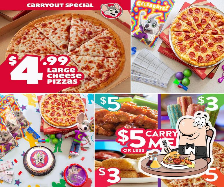 Order pizza at Chuck E. Cheese