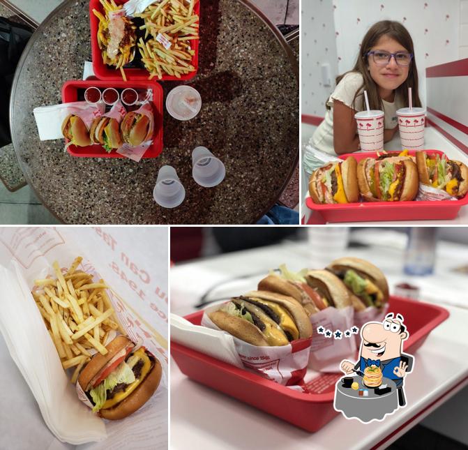 Food at In-N-Out Burger