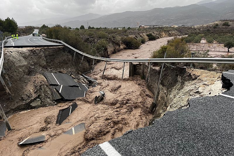 Im�genes de la DANA en Valencia y otras provincias afectadas: cientos de evacuados y decenas de desaparecidos