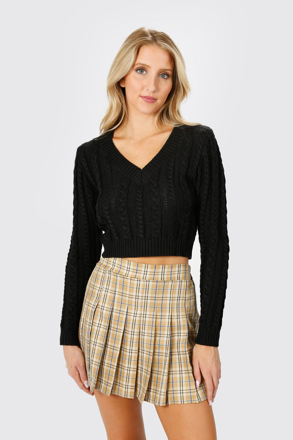 Jessenia Cable Knit Sweater - Black