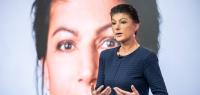 ARCHIV - 18.12.2024, Berlin: Sahra Wagenknecht, Bundesvorsitzende des Bündnis Sahra Wagenknecht (BSW), stellt die Kampagne der Partei zur Bundestagswahl 2025 vor. (zu dpa: «Mehr Staat wagen: BSW will «Infrastruktur-Garantie»») Foto: Michael Kappeler/dpa +++ dpa-Bildfunk +++