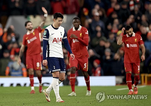 손흥민, 또 무산된 우승…토트넘, 리버풀에 져 리그컵 결승 좌절