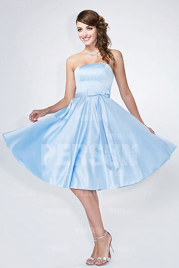 Robe courte bleu pastel bustier coeur pour mariage