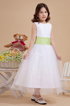 Robe mariage enfant blanche en tulle à noeud papillon