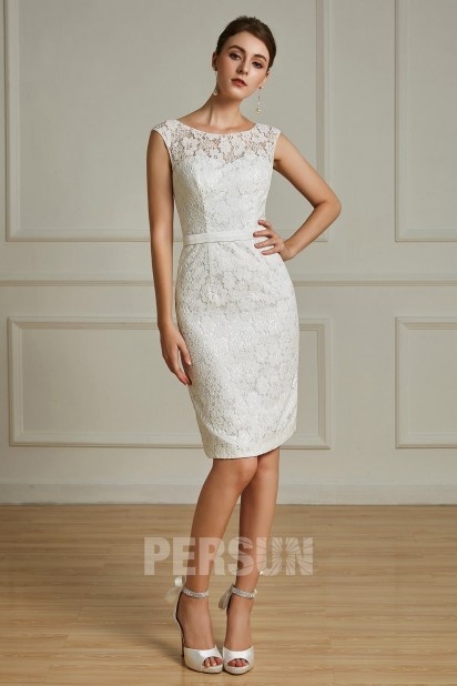 Robe blanc cassé genoux en dentelle pour cocktail de mariage