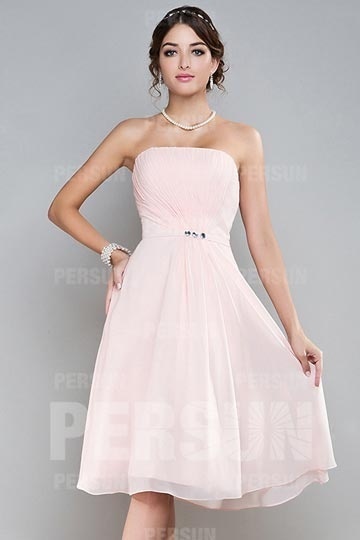 Robe demoiselle d'honneur courte à bustier drapé en mousseline rose pâle