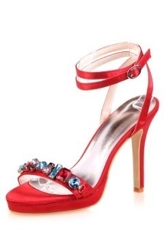 Sandales talons hauts rouge avec navettes cristaux