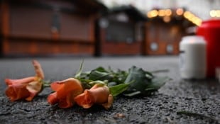 Gedenken an die Opfer des Magdeburg-Attentats (Bild: AFP/Ralf Hirschberger)