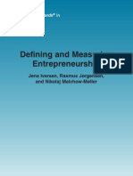 Jens IVERSEN, Rasmus JORGENSEN, Nicholaj MALCHOW-MOLLER-Defining and Measuring Entrepreneurship (Foundations and Trends in Entrepreneurship) (2007)