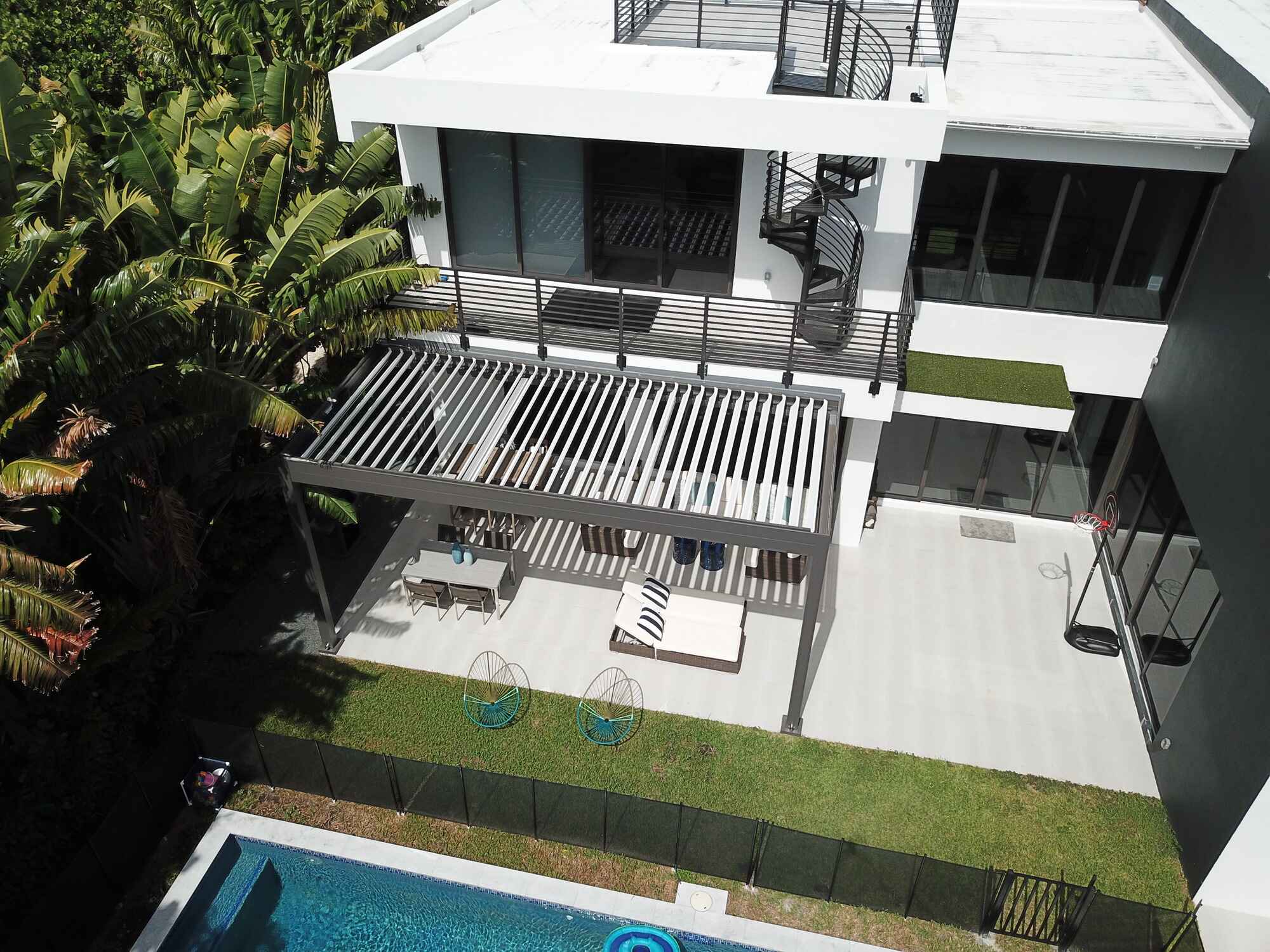 White and Grey Pergola in Florida