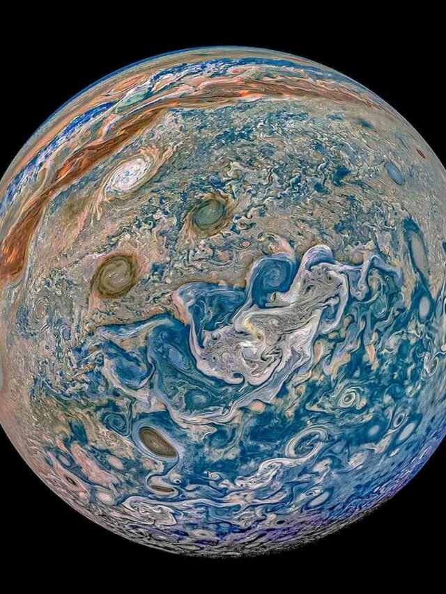 Stunning Visuals of Jupiter Shared by NASA's Juno Spacecraft