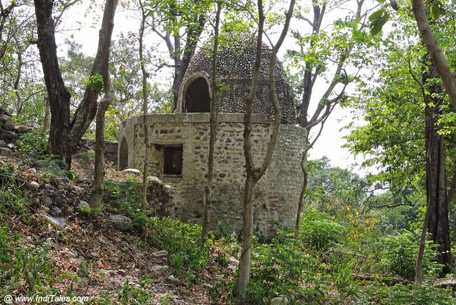 Meditation Huts at 84 Kutiya - Rishikesh 