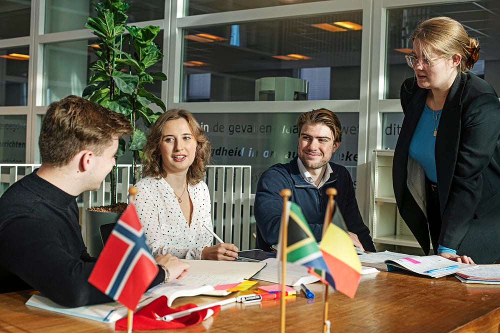 4. International Business, 4 studenten