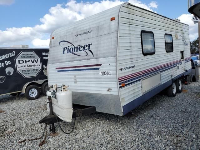 2005 Fleetwood Pioneer