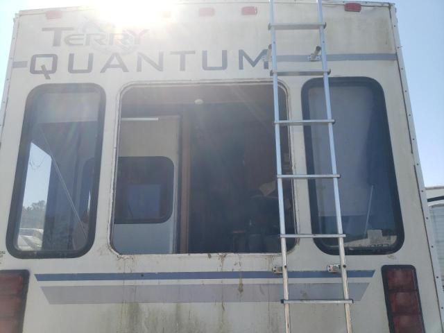 2004 Fleetwood Quantum