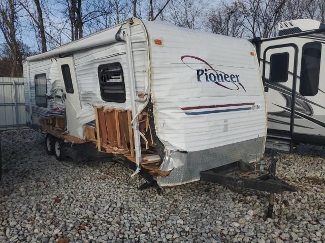 2005 Fleetwood Pioneer