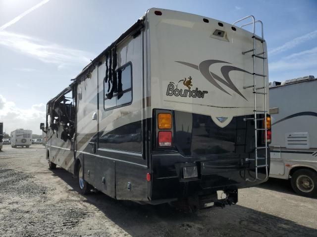 2008 Fleetwood 2008 Workhorse Custom Chassis Motorhome Chassis W2