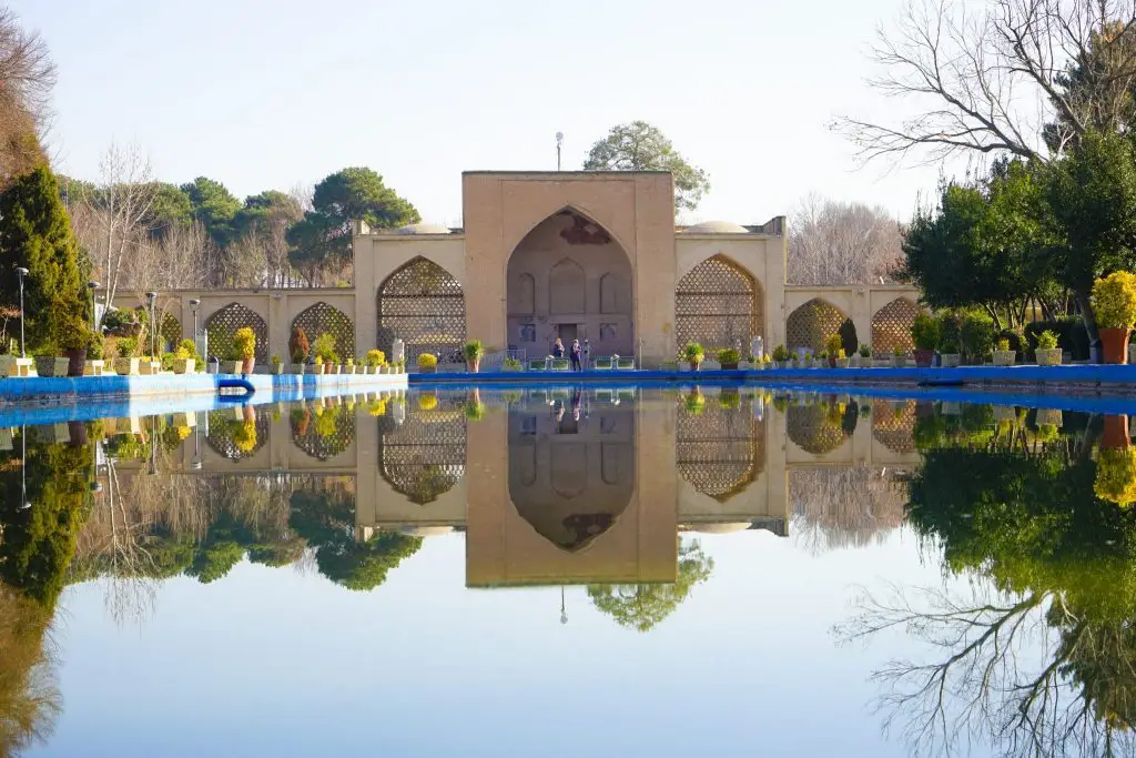 Chehel Sotoun, Isfahan, Iran - Persian gardens