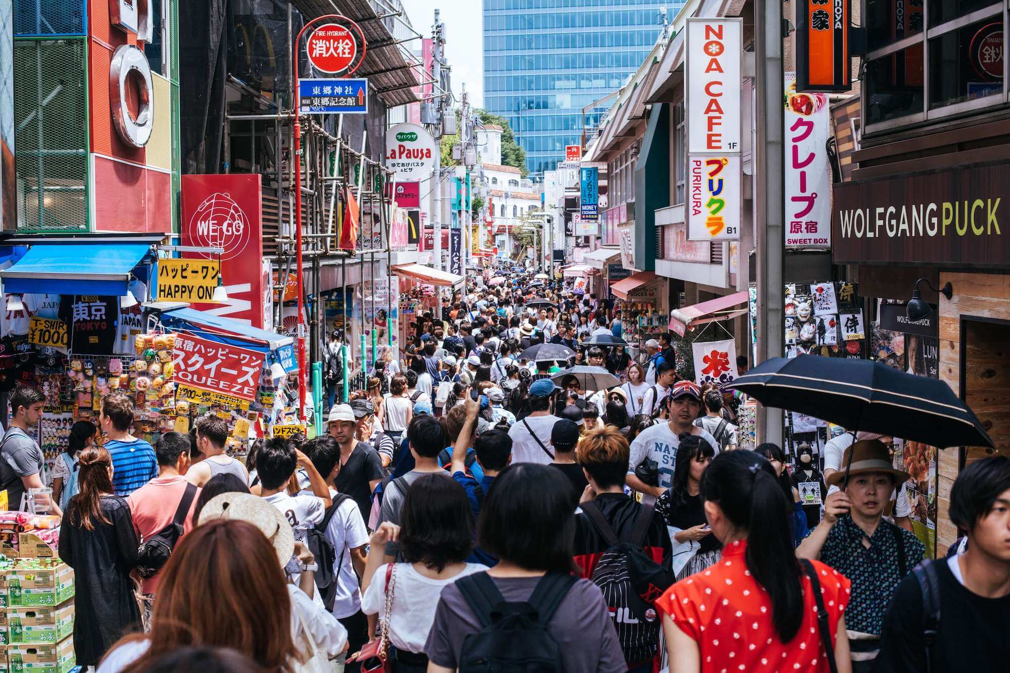 harajuku street crowd people