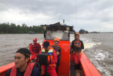 Nelayan Pencari Udang di Perairan Pangkal Duri Hilang, Tim SAR Lakukan Pencarian