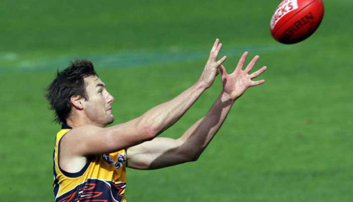 West Coast Eagles AFL premiership player Adam Hunter dies at 43