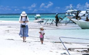 Sightseeing scenery that simply shows the weather and clothes in Okinawa in June1