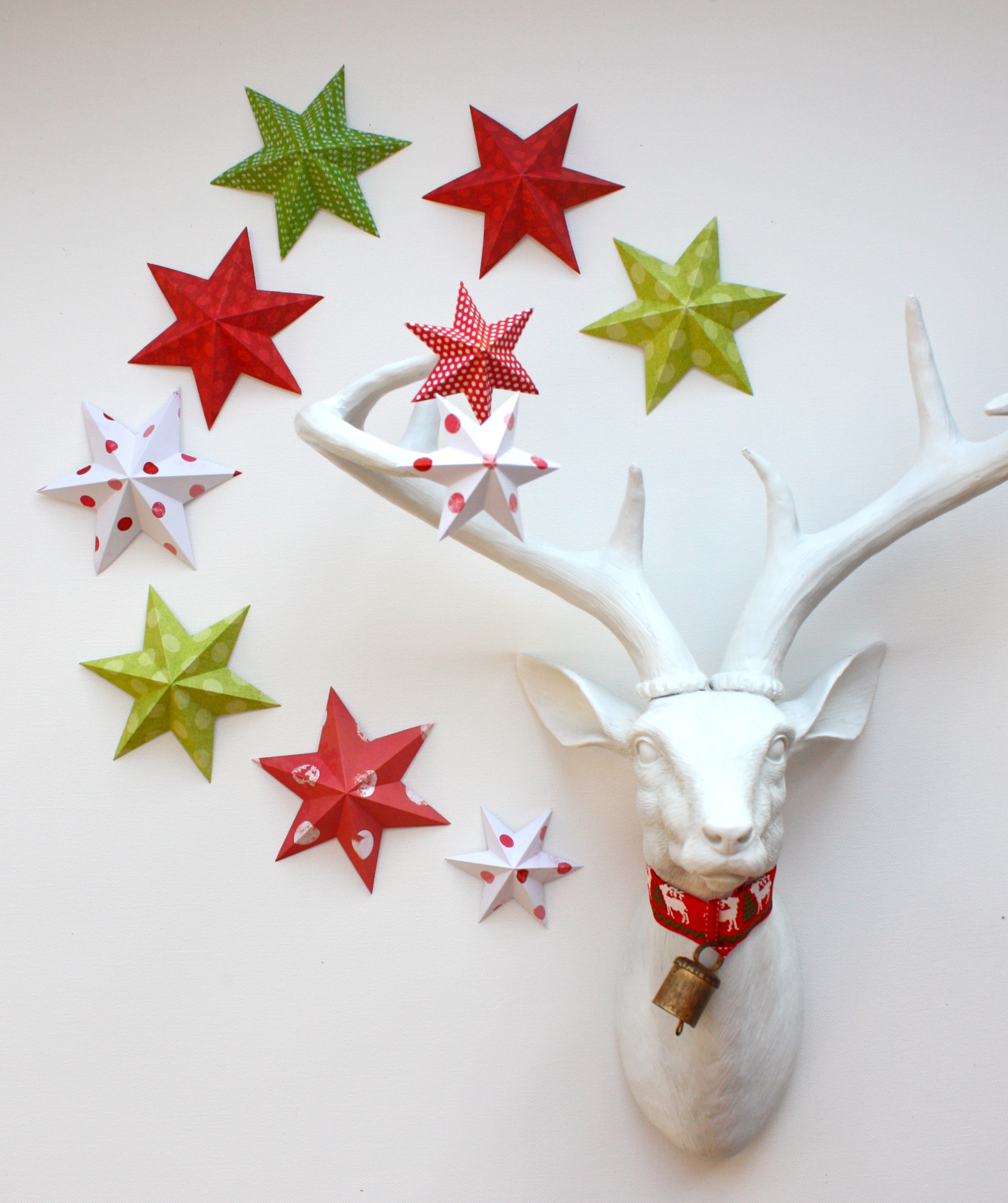 50 DIY Paper Christmas Ornaments To Create With The Kids Tonight!