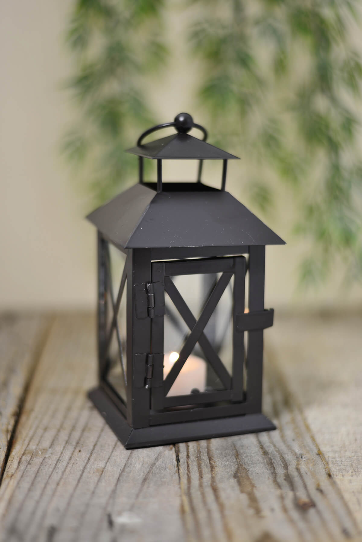 Metal Lantern Black 7in