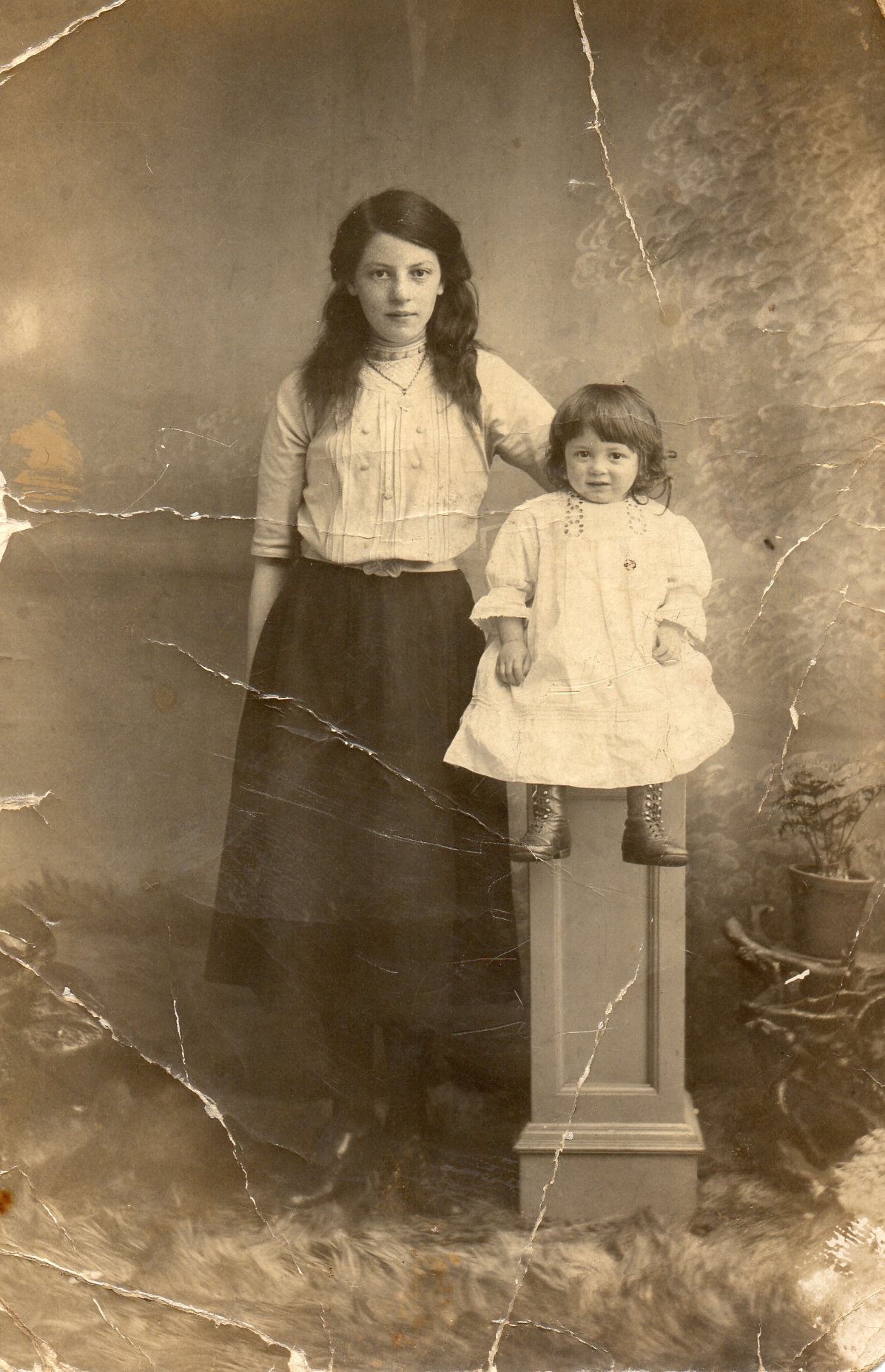 Creased Granny (Free Photo Restoration & Date Old Photographs) Page ...