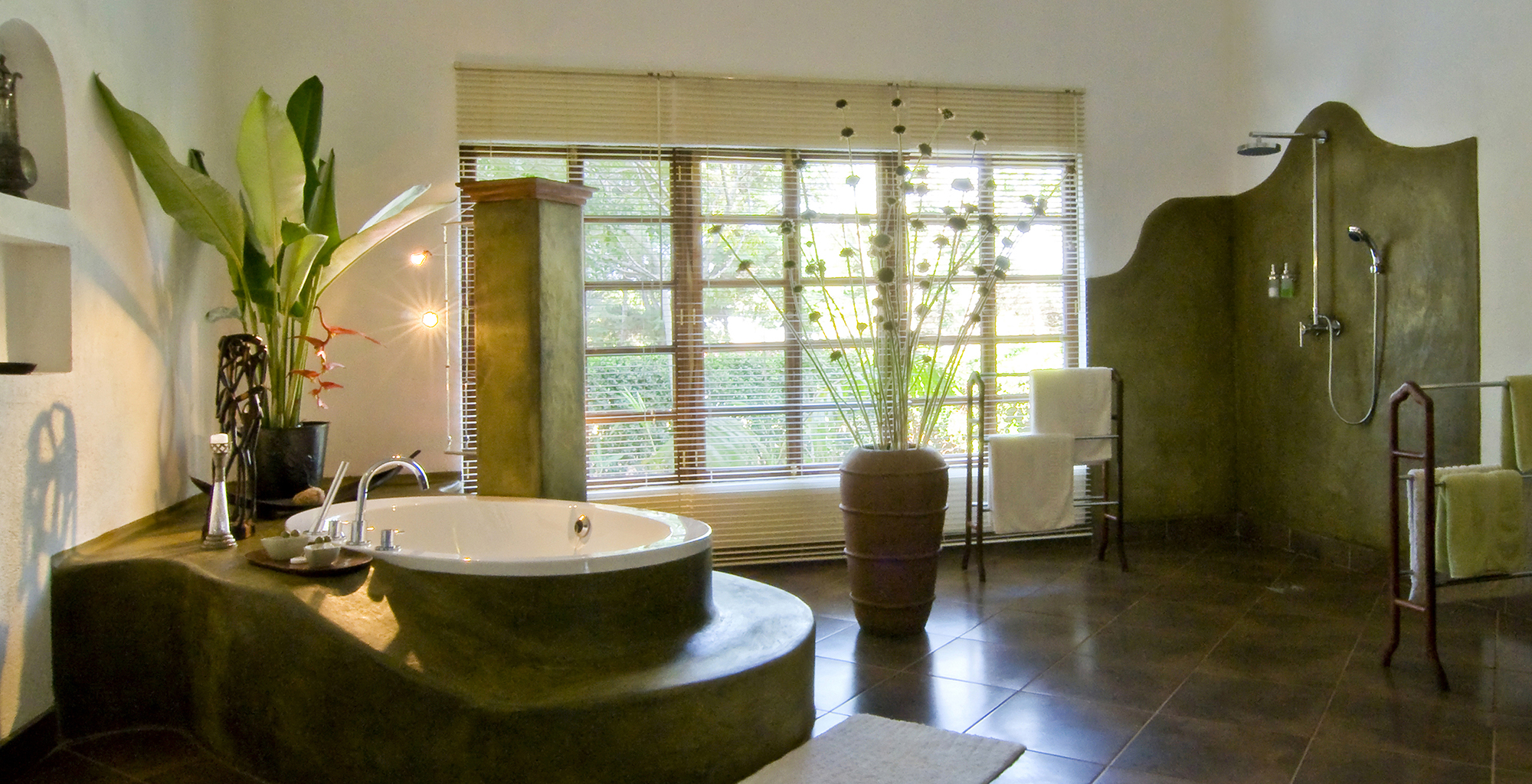 Tanzania-Plantation-Lodge-Bathroom