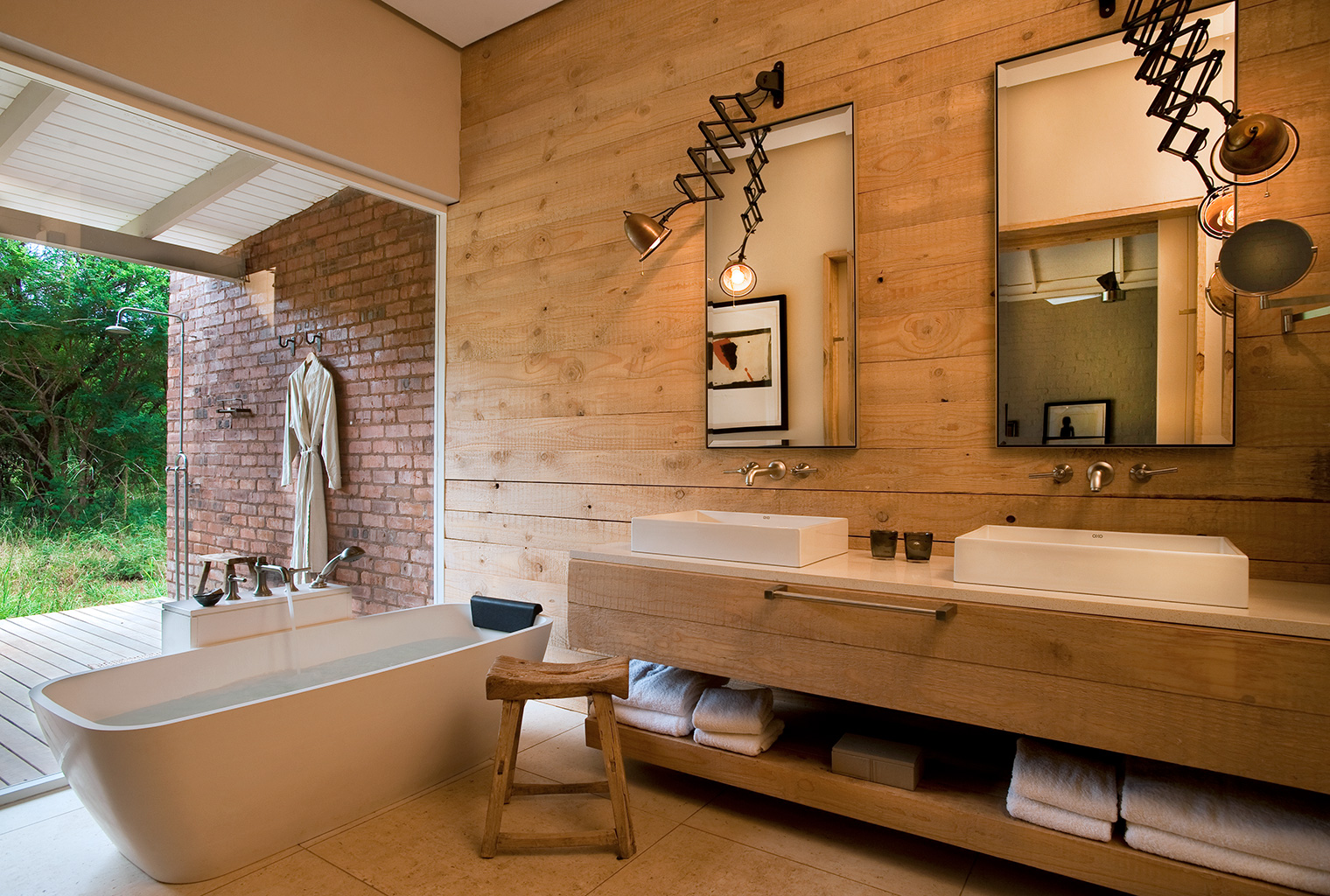 Morukuru-Farm-House-South-Africa-Bathroom