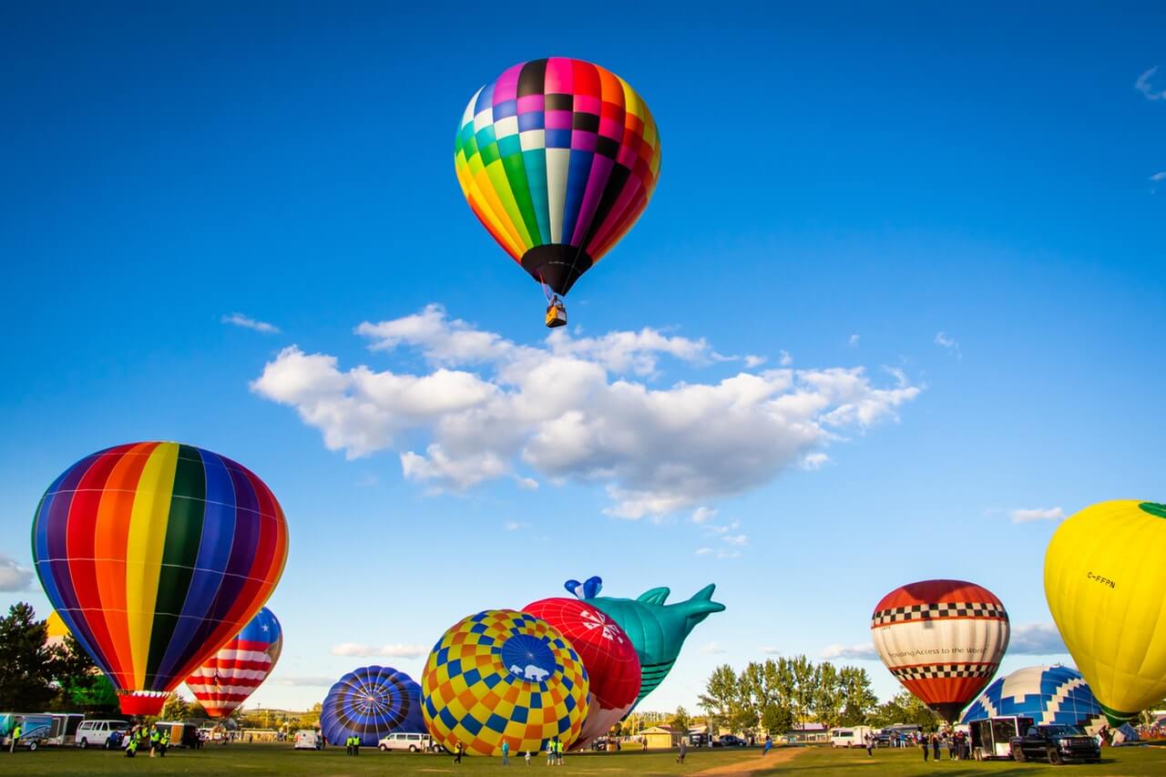 How to Start a Hot Air Balloon Ride Business