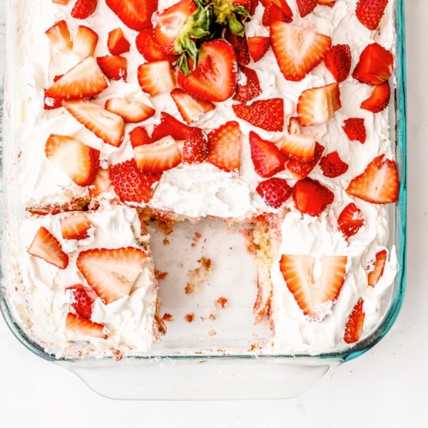 STRAWBERRY JELLO CAKE IN PAN