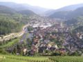 Blick vom Schloss Eberstein, im Vordergrund Obertsrot, dahinter Hilpertsau und im Hintergrund Weisenbach