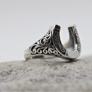 mens horseshoe ring