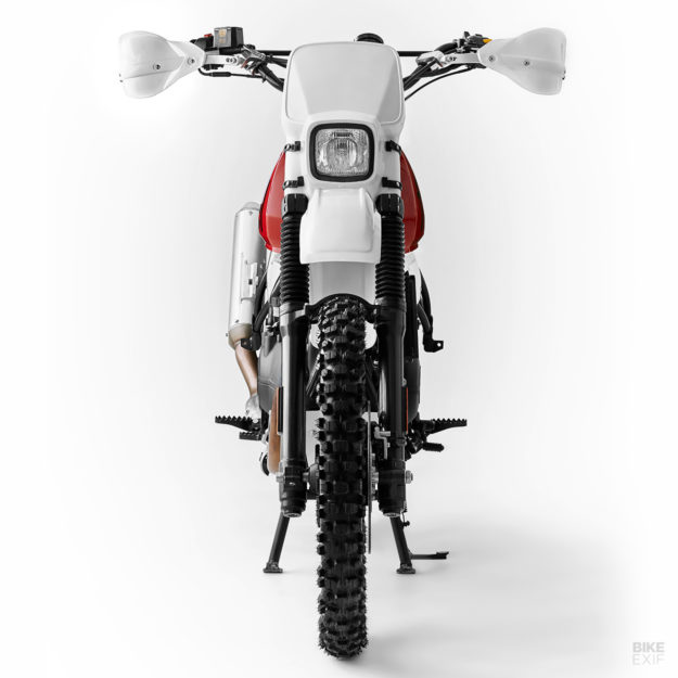 A Dakar-Inspired Royal Enfield Himalayan scrambler from Fuel