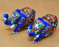 Metal Elephants (Set of 2)