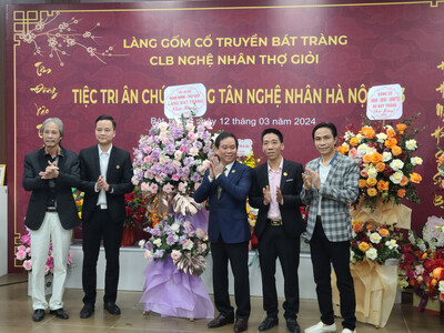 CLB nghệ nhân-thợ giỏi làng gốm Bát Tràng tổ chức lễ Vinh danh và Tri ân các Nghệ nhân Hà Nội