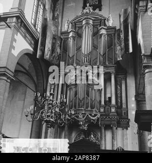 Amsterdam. Interior of the Westerkerk with the large organ Date: 2 September 1965 Location: Amsterdam, Noord-Holland Keywords: Baroque, interior, church buildings, light crowns, organs, renaissance, columns Institution name: Westerkerk Stock Photo