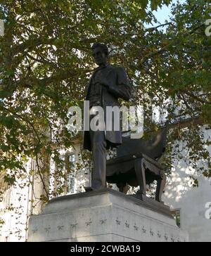 Statue of Abraham Lincoln: The Man, by Augustus Saint-Gaudens (1887), Parliament Square, London. Stock Photo