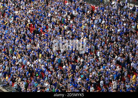 Sheffield Wednesday fans in the stands at Wembley Stadium Stock Photo