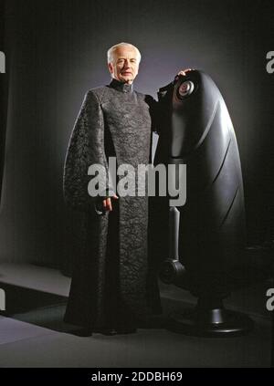 NO FILM, NO VIDEO, NO TV, NO DOCUMENTARY - Senator Palpatine (Ian McDiarmid) in an imposing Federation tunic on the set of the movie Star Wars. Photo by KRT/ABACAPRESS.COM Stock Photo