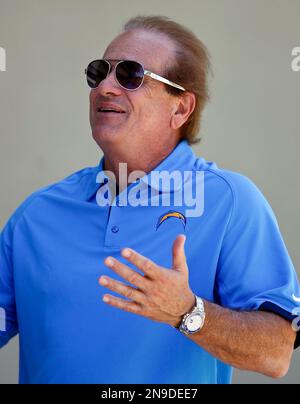 San Diego Chargers president Dean Spanos and Dallas Cowboys owner Jerry ...