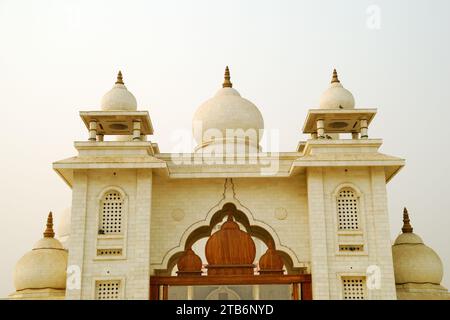 Partial view of Jai Gurudev Mandir, Mathura, Uttar Pradesh, India Stock Photo