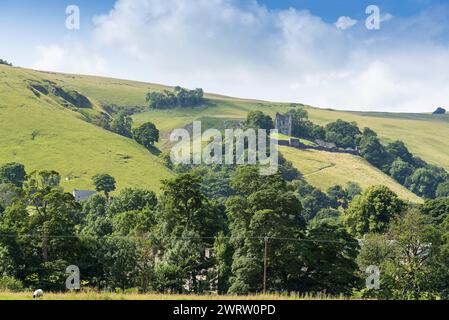 Peveril Castle near Castleton Derbyshire Peak District Stock Photo