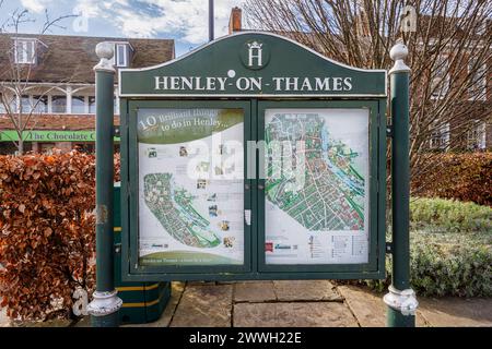 A street layout map, list of things to do, local attractions and tourist information, Henley-on-Thames, a town on the River Thames, south Oxfordshire Stock Photo